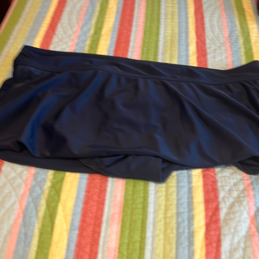Ladies swim bottom size xl navy blue in excellent condition